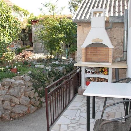 Holiday Home Marina-Renovated House In City Center Рогозница Экстерьер фото